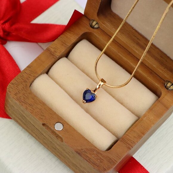 "Heart-Shaped Dark Blue Pendant with Rose Gold Finish, XPPT1321 - Picture 7 of 13